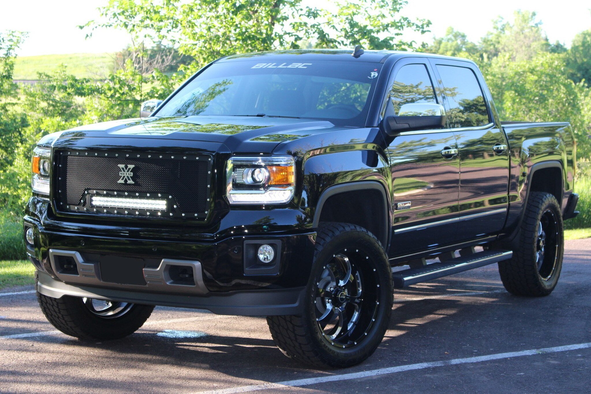  Lifted GMC truck
